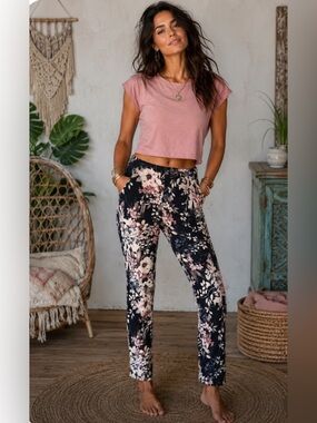 Frank Lyman Navy Floral Slim Pants with Pink & Cream Blooms, Size 10, $50 NWOT